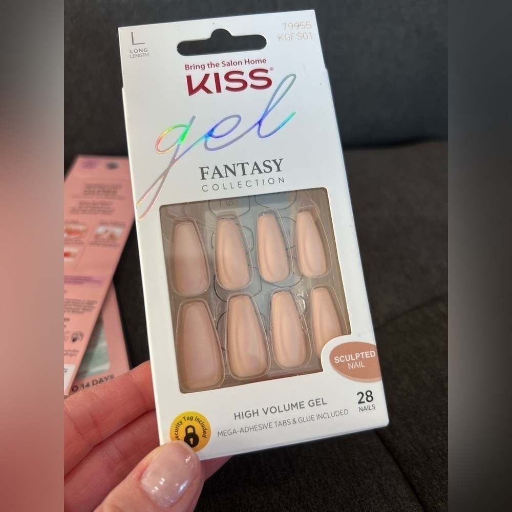 New Dashing Diva gel nail strips and Kiss Gel Fantasy press on nail kit bundle - Picture 5 of 6